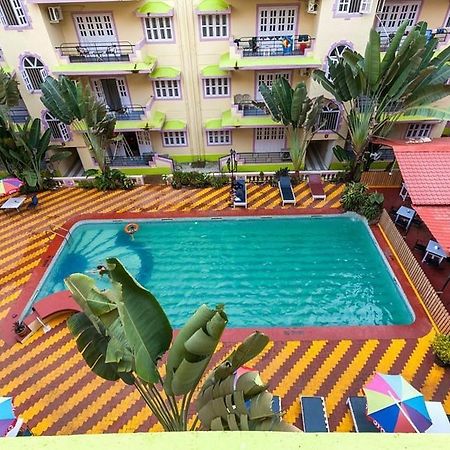 Sodders Renton Manor Hotel Arpora Luaran gambar