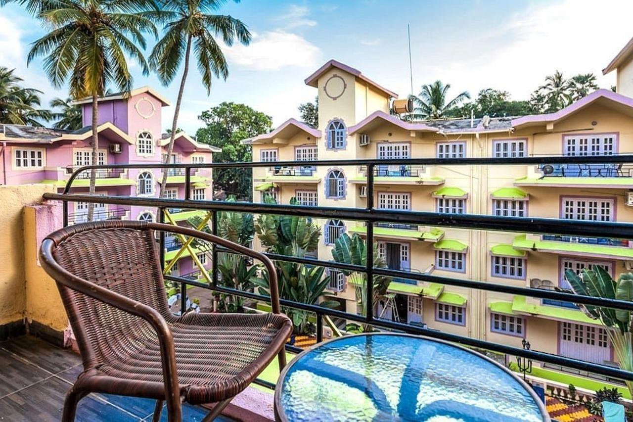 Sodders Renton Manor Hotel Arpora Luaran gambar
