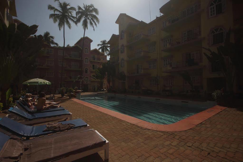 Sodders Renton Manor Hotel Arpora Luaran gambar