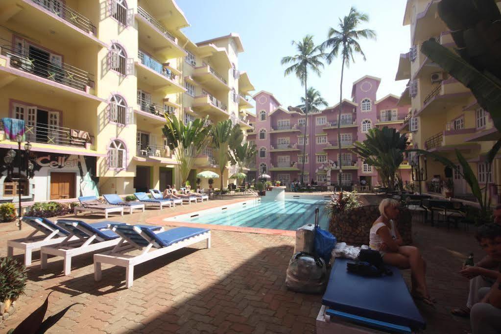 Sodders Renton Manor Hotel Arpora Luaran gambar
