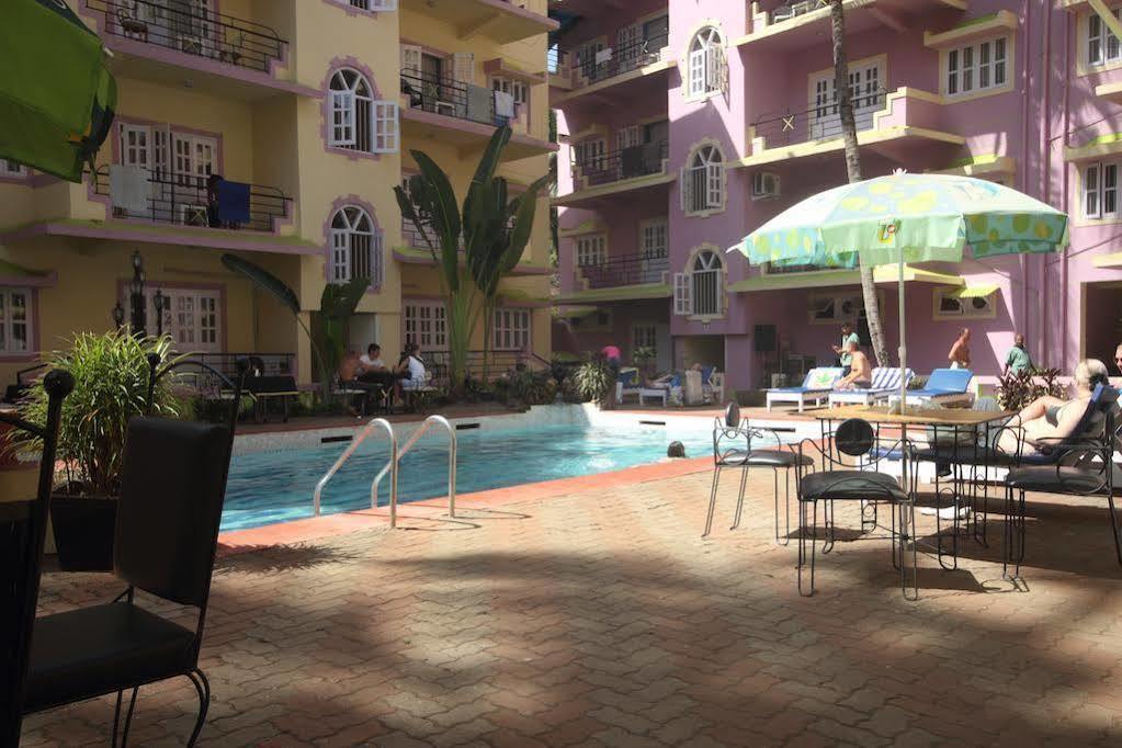 Sodders Renton Manor Hotel Arpora Luaran gambar
