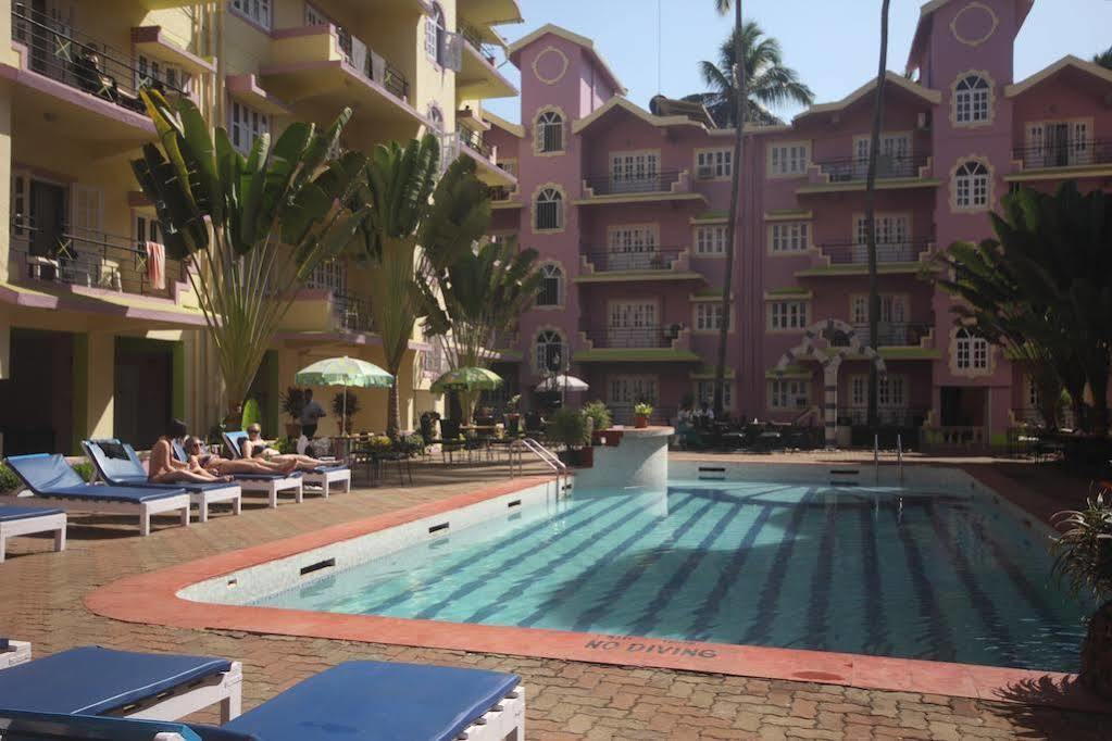 Sodders Renton Manor Hotel Arpora Luaran gambar